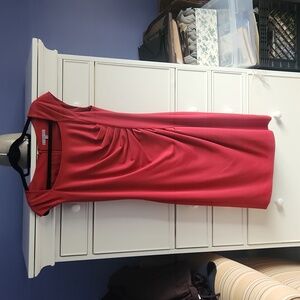 EUC lined Classiques entier red sleeveless sheath dress, ruched side, size 10